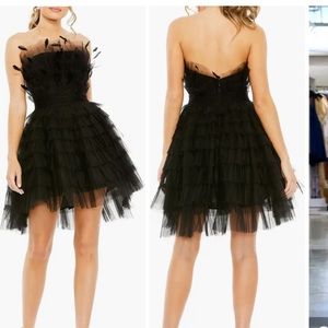Mac Duggal Feather Tulle Strapless Minidress
Retail $798